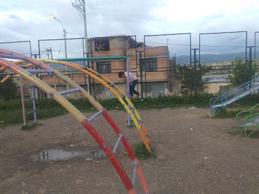 LOSA DEPORTIVA VILLA SAN CRISTOBAL