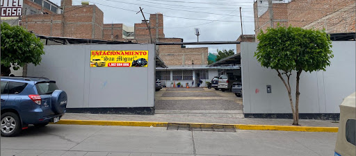 Estacionamiento San Miguel