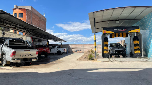 Aquaviva Peruvian Car Wash