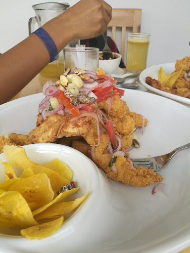 TRIKAS BARRA CEVICHERA