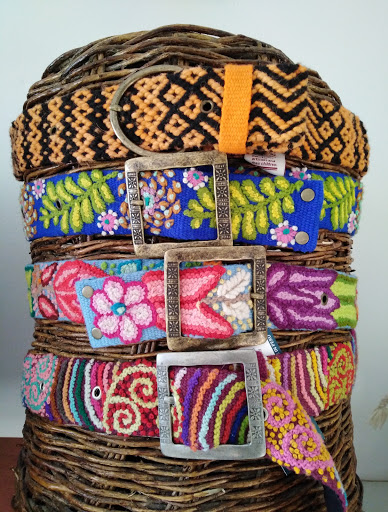 Hilos y Colores E.I.R.L.