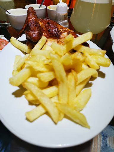 Wambar. Pollos a la leña