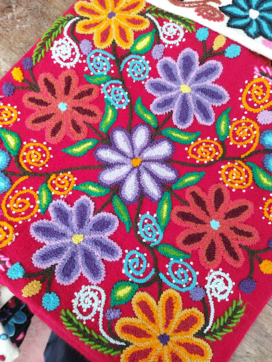 QoriAnka bordados