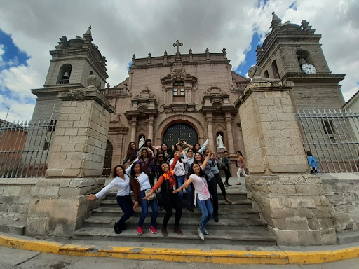 TRAVELING AYACUCHO SAC