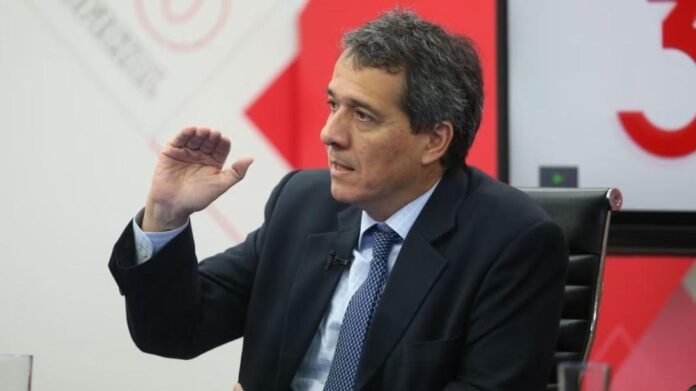 Consejo Fiscal advierte que decisiones del Congreso presionan presupuesto y afectan inversión y capital humano.