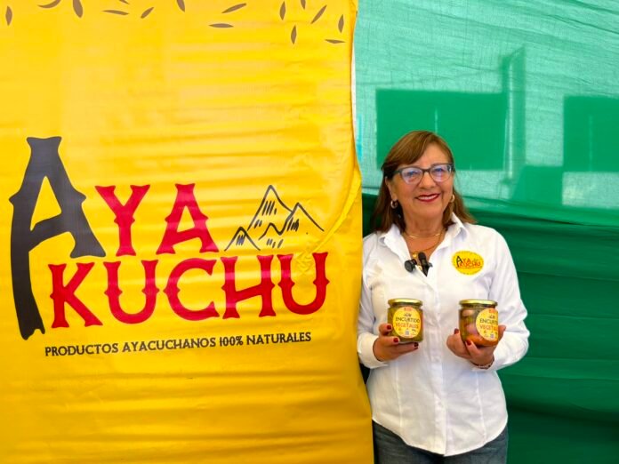 La iniciativa apuesta por alimentos naturales elaborados con insumos de la región, sin preservantes ni aditivos, promoviendo una alimentación más saludable para las familias.