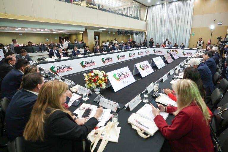Titular de la PCM destacó la oficialización del decreto que declara el estado de emergencia en 796 distritos del país ante las intensas precipitaciones pluviales.