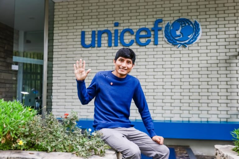 Usuario del programa Juntos compartió su historia de superación en la Junta Ejecutiva de UNICEF y pidió a los gobiernos priorizar políticas sociales para la niñez.