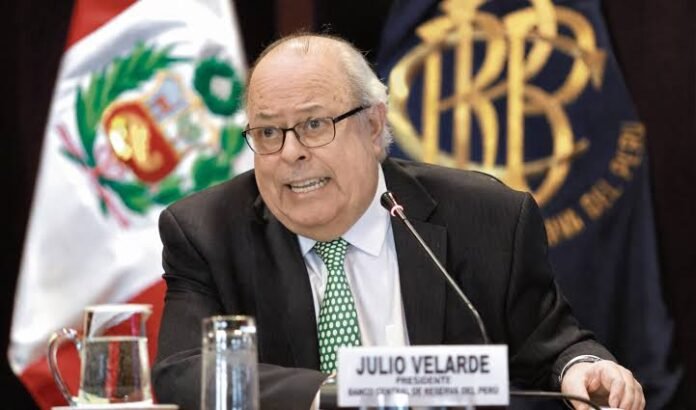 El presidente del Banco Central de Reserva afirmó que la autonomía de la entidad permite tomar decisiones orientadas a preservar la estabilidad de precios en el largo plazo. El presidente del Banco Central de Reserva afirmó que la autonomía de la entidad permite tomar decisiones orientadas a preservar la estabilidad de precios en el largo plazo.