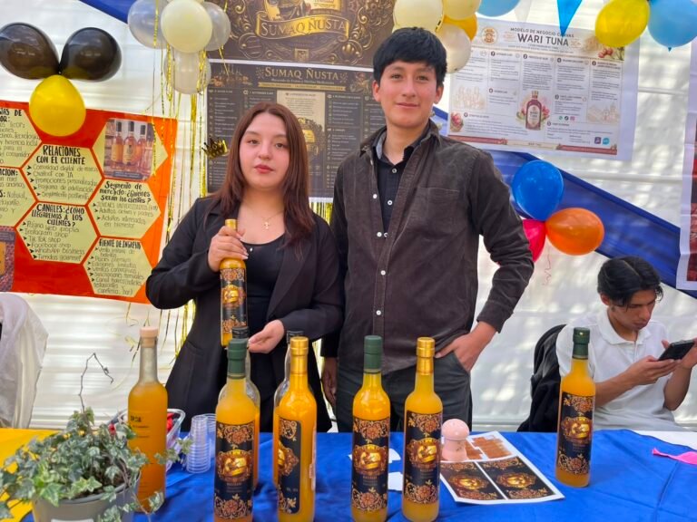 Sumaq Ñusta apuesta por revalorar el destilado bandera con una propuesta que incorpora insumos peruanos y busca posicionarse en el mercado regional y nacional.