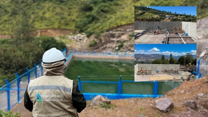 Una fiscalización del Consejo Regional de Ayacucho advierte que el recorte de recursos afecta el avance de la obra y detecta observaciones en el manejo de materiales e inventarios. Una fiscalización del Consejo Regional de Ayacucho advierte que el recorte de recursos afecta el avance de la obra y detecta observaciones en el manejo de materiales e inventarios.