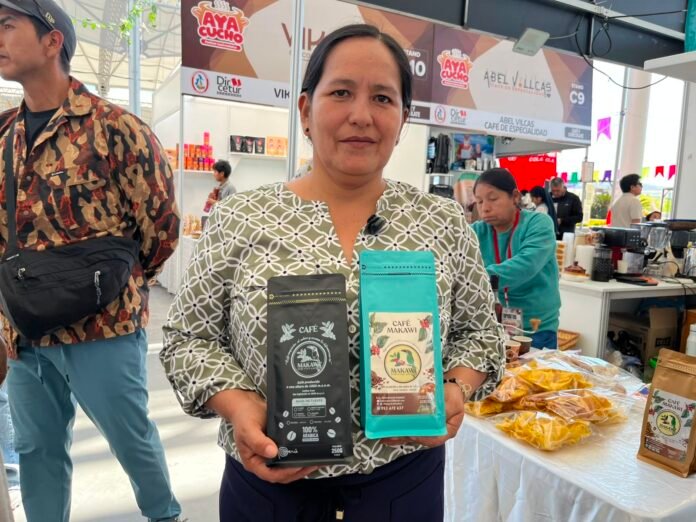 La empresa familiar de 18 caficultores busca elevar la calidad de su producción y ampliar su presencia internacional con variedades como geisha y borbón. La empresa familiar de 18 caficultores busca elevar la calidad de su producción y ampliar su presencia internacional con variedades como geisha y borbón.