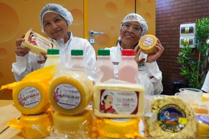 El proyecto ProLácteos atiende a más de 2000 ganaderos y plantas artesanales de queso para elevar la sanidad y abrir nuevas oportunidades comerciales.