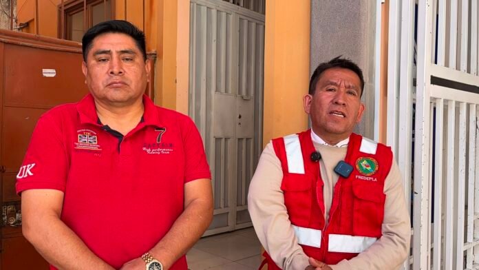 Representantes comunales reportaron canales deteriorados y filtraciones de agua que estarían afectando terrenos agrícolas en la cuenca. Representantes comunales reportaron canales deteriorados y filtraciones de agua que estarían afectando terrenos agrícolas en la cuenca.