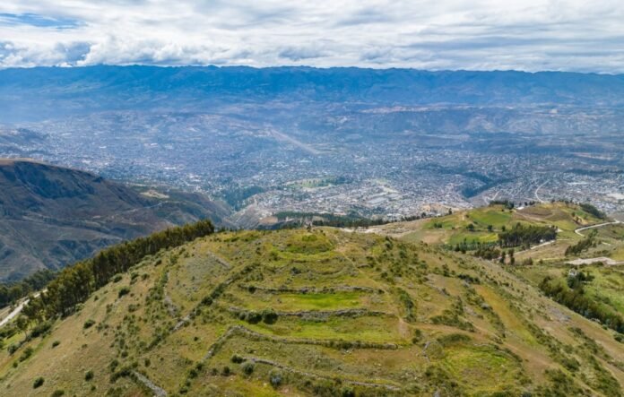 La propuesta contempla recuperar el circuito de downhill y retomar el parapente, además de mejorar el acceso al sitio arqueológico. La propuesta contempla recuperar el circuito de downhill y retomar el parapente, además de mejorar el acceso al sitio arqueológico.