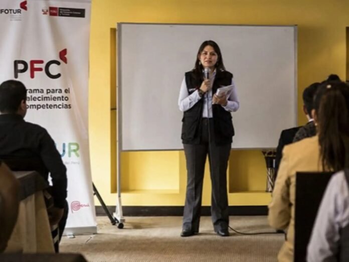 El Cenfotur ofrecerá cursos dirigidos a emprendedores, trabajadores y prestadores de servicios turísticos como parte de su Plan para el Fortalecimiento de Competencias. El Cenfotur ofrecerá cursos dirigidos a emprendedores, trabajadores y prestadores de servicios turísticos como parte de su Plan para el Fortalecimiento de Competencias.
