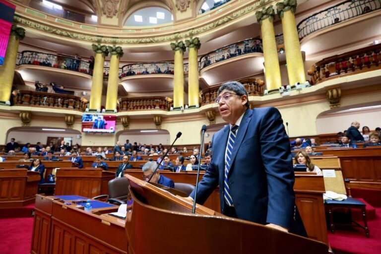 El monto representa el 42,4 % del presupuesto público previsto para el próximo año.