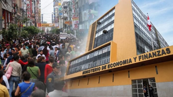 El fortalecimiento de los ingresos fiscales vuelve a ocupar un lugar central en la agenda económica. Sin embargo, la elevada informalidad y las presiones sobre el gasto público plantean una discusión más amplia: cuánto puede recaudar el Perú y qué ajustes necesita hacer también el Estado. El fortalecimiento de los ingresos fiscales vuelve a ocupar un lugar central en la agenda económica. Sin embargo, la elevada informalidad y las presiones sobre el gasto público plantean una discusión más amplia: cuánto puede recaudar el Perú y qué ajustes necesita hacer también el Estado.