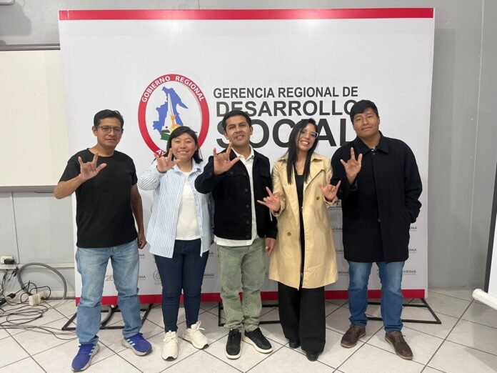 La programación incluye talleres, actividades culturales, seguimiento a estudiantes con discapacidad auditiva y un pasacalle para sensibilizar a la población sobre sus derechos y las barreras de comunicación. La programación incluye talleres, actividades culturales, seguimiento a estudiantes con discapacidad auditiva y un pasacalle para sensibilizar a la población sobre sus derechos y las barreras de comunicación.