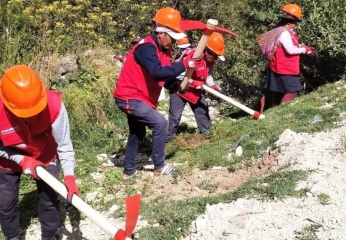 El Ministerio de Vivienda plantea cerrar las brechas de agua y saneamiento con inversión y soluciones adaptadas a cada territorio, incluido Ayacucho.