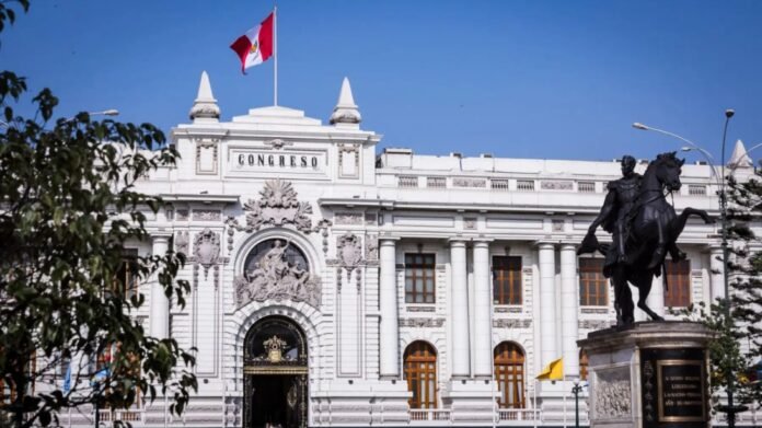 “No ha habido ganas de dar facultades legislativas en cuestiones estructurales que el país necesita”, indica Carlos Gallardo de IPE “No ha habido ganas de dar facultades legislativas en cuestiones estructurales que el país necesita”, indica Carlos Gallardo de IPE