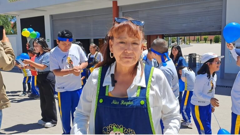 La directora señaló que el proyecto permanece estancado en la segunda entrega pese al compromiso de culminar el proceso en abril, mientras 127 estudiantes continúan en una infraestructura que no reúne las condiciones adecuadas.