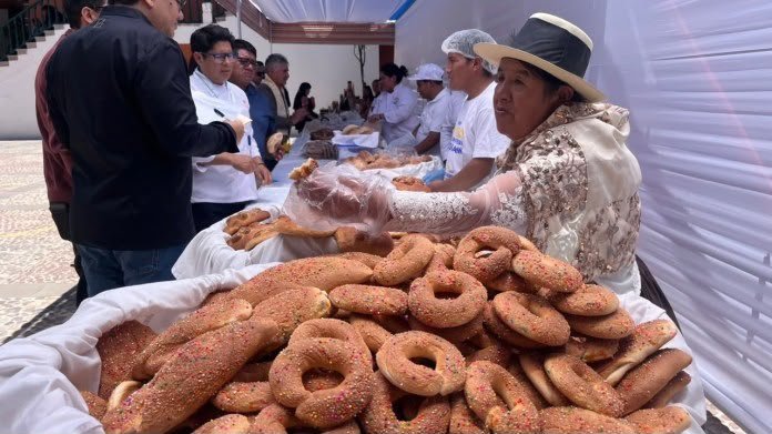 La tradición artesanal y el sabor de este pan forman parte de su potencial comercial. Especialistas destacan la necesidad de combinar la capacitación técnica con la conservación de las prácticas tradicionales. La tradición artesanal y el sabor de este pan forman parte de su potencial comercial. Especialistas destacan la necesidad de combinar la capacitación técnica con la conservación de las prácticas tradicionales.