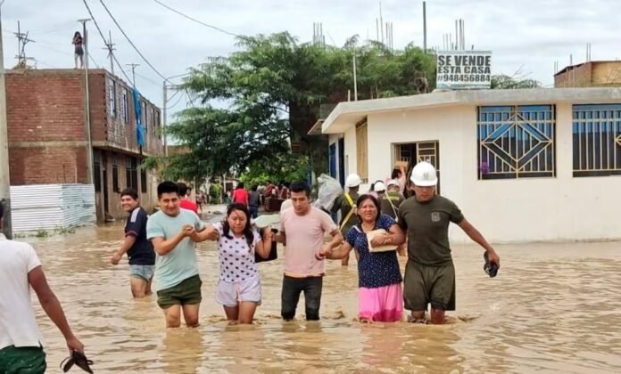 La informalidad supera el 83% en la región y limita la capacidad de las familias para afrontar pérdidas de ingresos y daños por emergencias climáticas.
