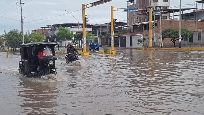 La preparación frente a las lluvias requiere acelerar las obras y la respuesta ante emergencias. En Ayacucho, la prevención también es importante ante los riesgos asociados al fenómeno climático.