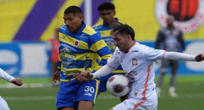 Tras tres jornadas consecutivas sin ganar, el cuadro ayacuchano saltó al campo con la obligación de sumar de a tres para mantenerse con vida en el certamen.